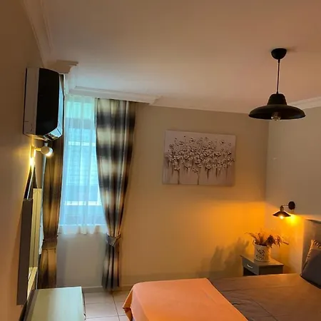 Luks Temiz Ev.marmaris Denize 150 Metre. Genis 1+1 *
